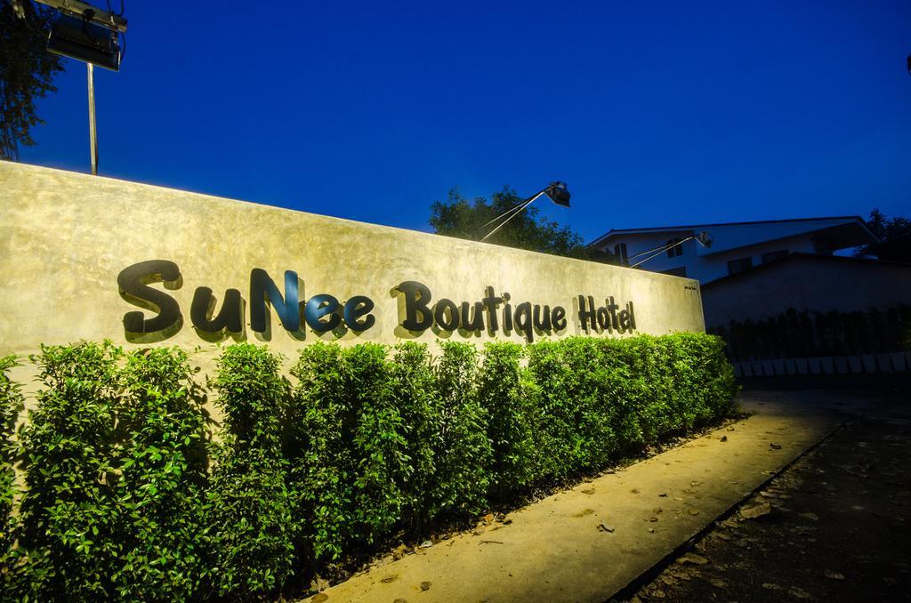 Sunee Boutique Hotel Uttaradit Exterior foto